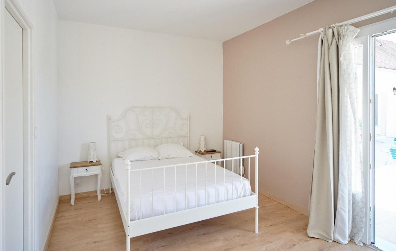 Le Carre Saint Pierre - Chambres D'Hotes Marey-les-Fussey Dış mekan fotoğraf